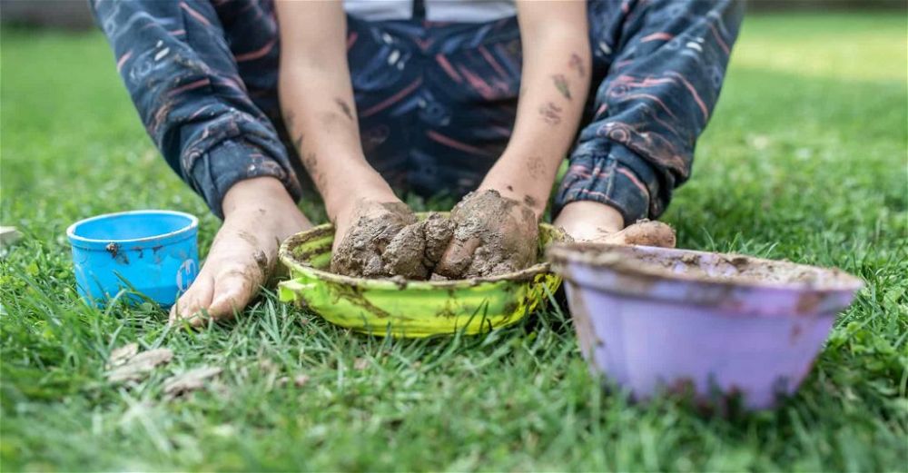 mud-kitchen