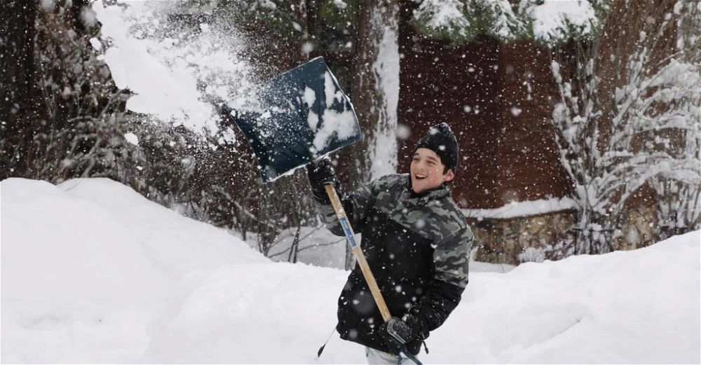 snow-shovel