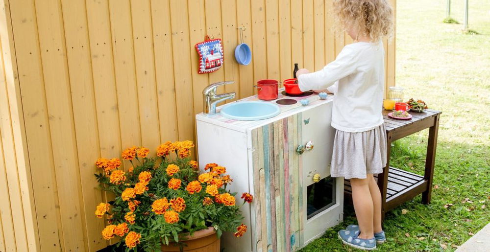 best mud kitchen