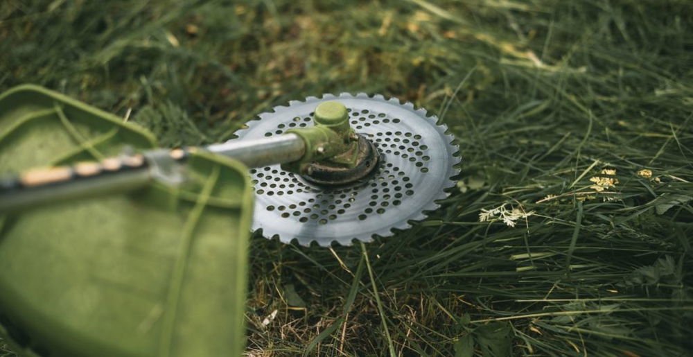best-strimmer-blade