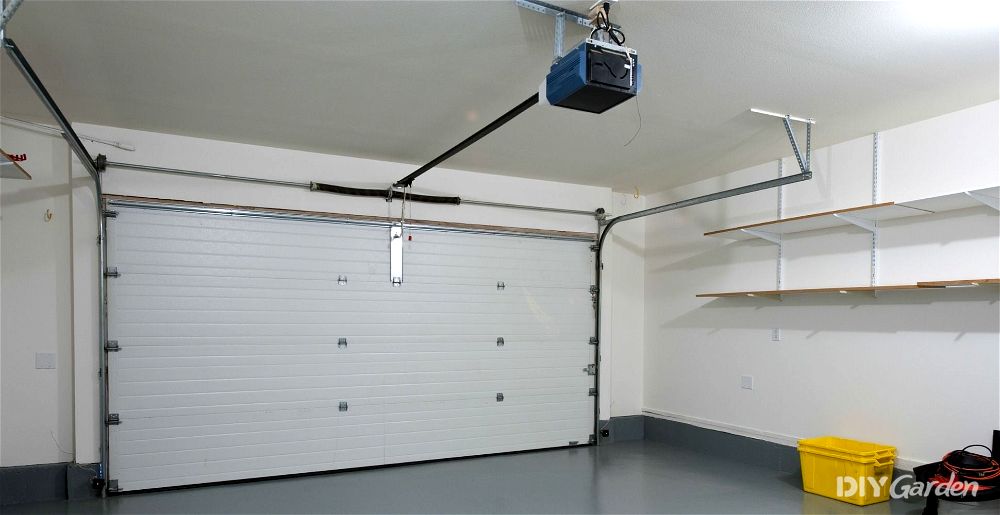 garage-ceiling-storage