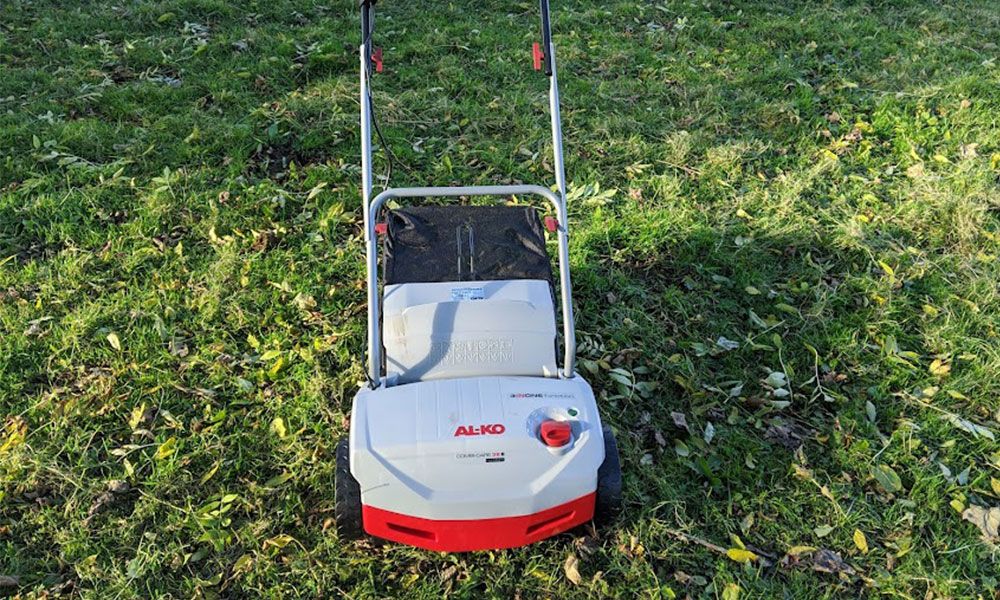 AL-KO-Combi-Care-38E-Electric-Scarifier-review