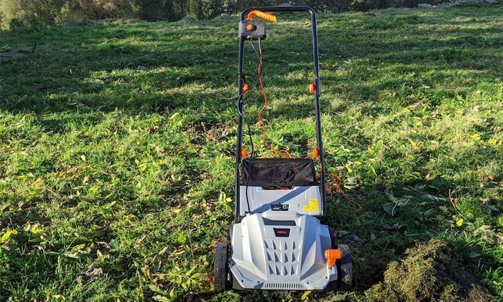 VonHaus-2-in-1-Lawn-Scarifier-Review