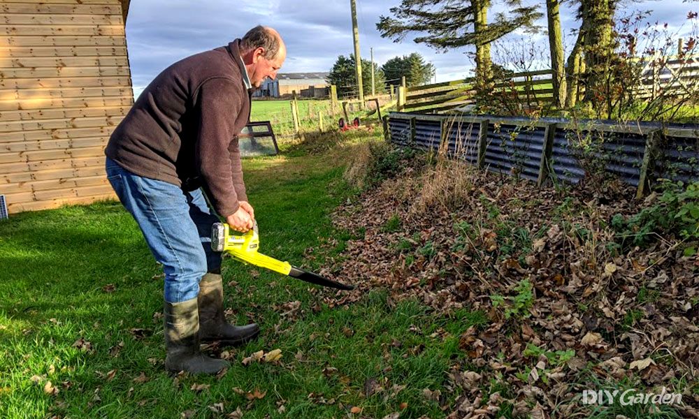 How-to-Dispose-of-Leaves-After-Blowing
