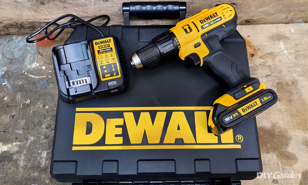 DeWalt-DCD776-Compact-Hammer-Drill-Driver-Set-Review